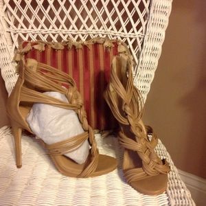 Charlotte Russe Shoes - NWOT Charlotte Russe strappy platform shoes. Charlotte Russe Shoes - NWOT Charlotte Russe strappy platform shoes.